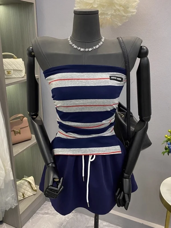 

Casual Sporty Stripe Folded Waist Halter Top Short Skirt Two-Piece Set High Waist A-Line Summer Fashion plus Size Women's Outfit