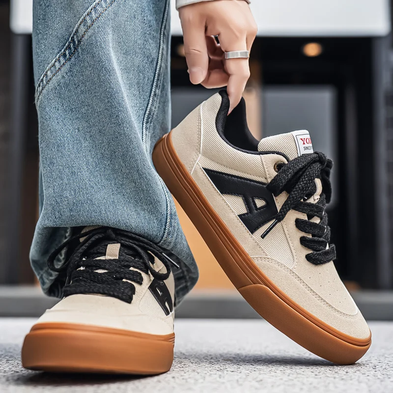 

DAWSRi Men’s Classic Sneakers – Stylish and Comfortable Design with Soft Upper and Flexible Sole