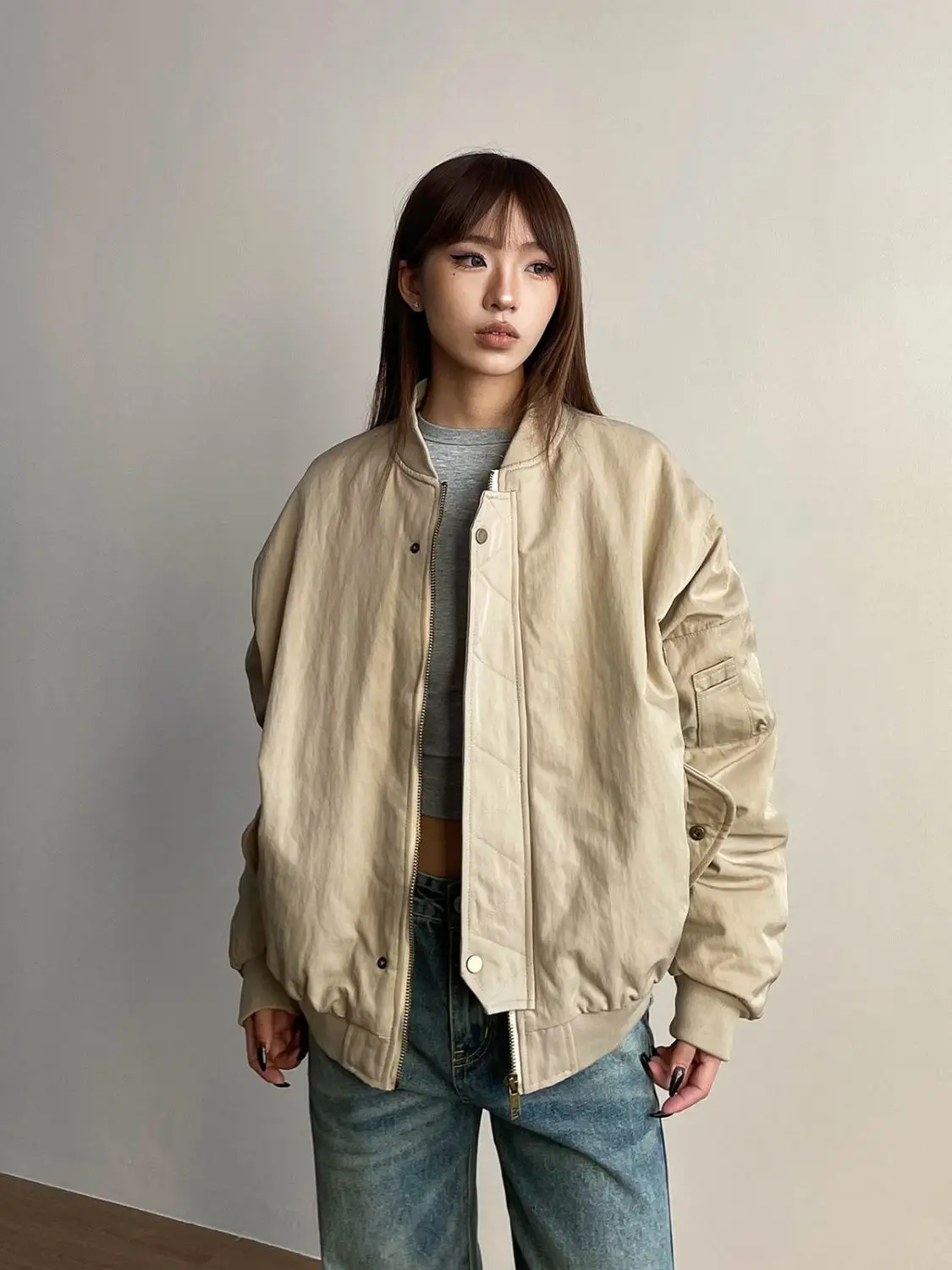 

Куртки-бомберы, женская куртка высокого качества, осенняя джинсовая стереоскопическая с тиснением на пуговицах, художественная контрастная OL Cleanfit для поездок на работу