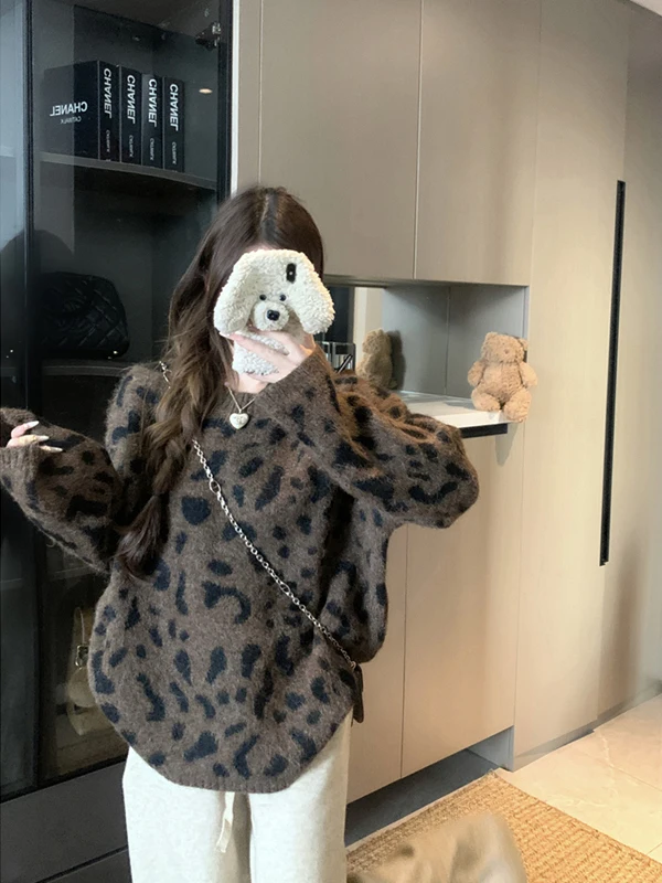 Ladies' Loose Fit round Neck Leopard Print Sweater Comfortable Casual Style Autumn Winter Fashion plus Size Slimming Top