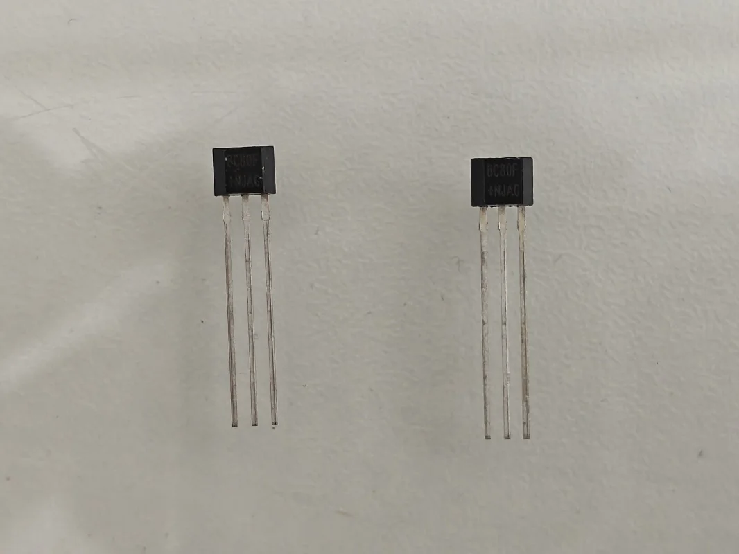 DRV5013AGELPGQ1 Sensors, Transducers Magnetic Sensors Switches (Solid State) Digital Switch Latch Open Drain Hall Effect