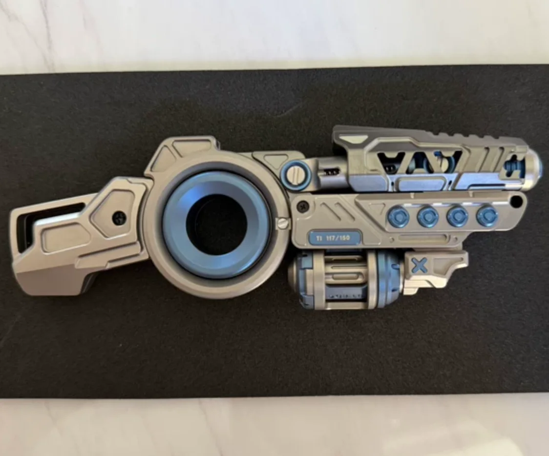 Used EDC 01EDC Space Knight 3.0 PRO Titanium Alloy spinner metal decompression toy