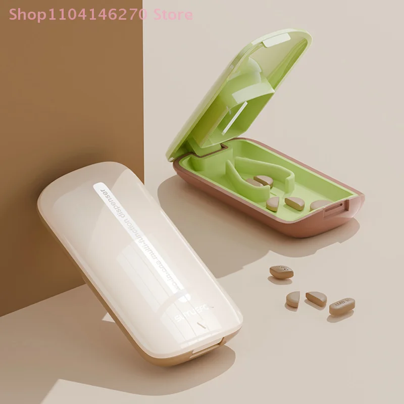 Newest Quartering Pill Cutter Storage Box Portable Drug Tablet Medicine Dustproof Divider Organizer Crusher Pill Cutter