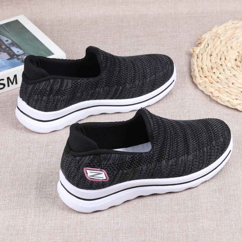 Shoes for Women 2025 New One Step Lazy Shoes, Casual Versatile Mom's Web Shoes, Soft Sole Women's Sports Shoes, Breathable