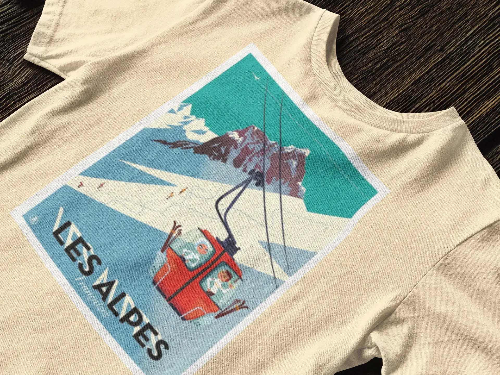 Vintage Skiing T Sh…