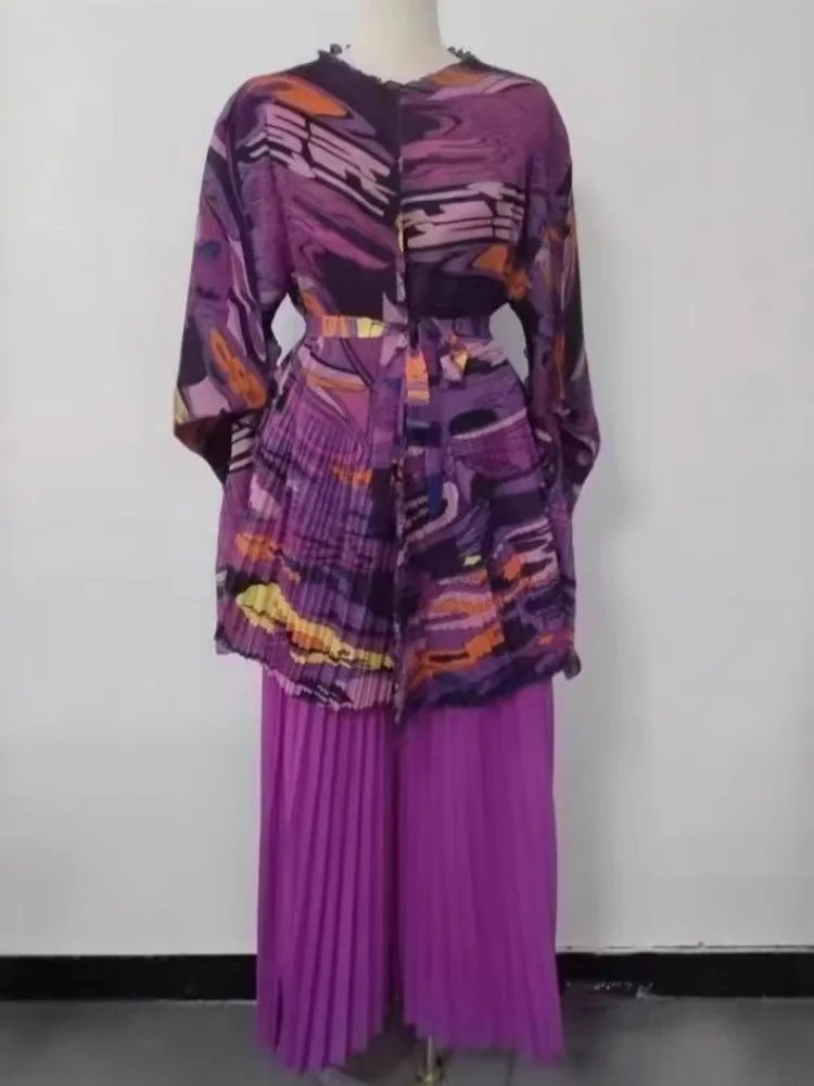 

2025 Miyake Pleated Printed Animal Flower Printed Short Top + Wide-leg Straight Pants Two-piece Set for Women