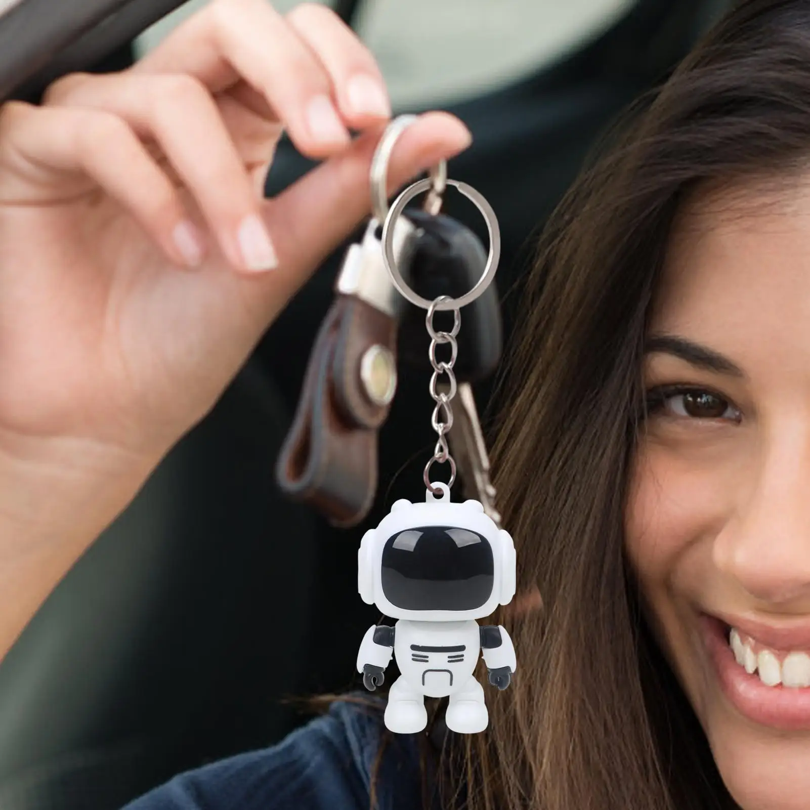 Robot Keychain Joint Movable Keyring Glowing Eyes Design Keychains For Backpacks For Women Men Bag Wallet Schoolbag Handbag