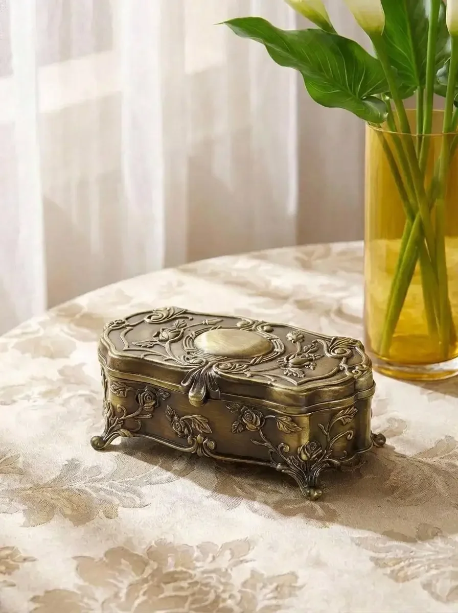 

1pc Vintage European Style Zinc Alloy Jewelry Box | Antique Gold Tone, Asymmetric Floral Base + 3D Rose Embossed + Scroll Patte