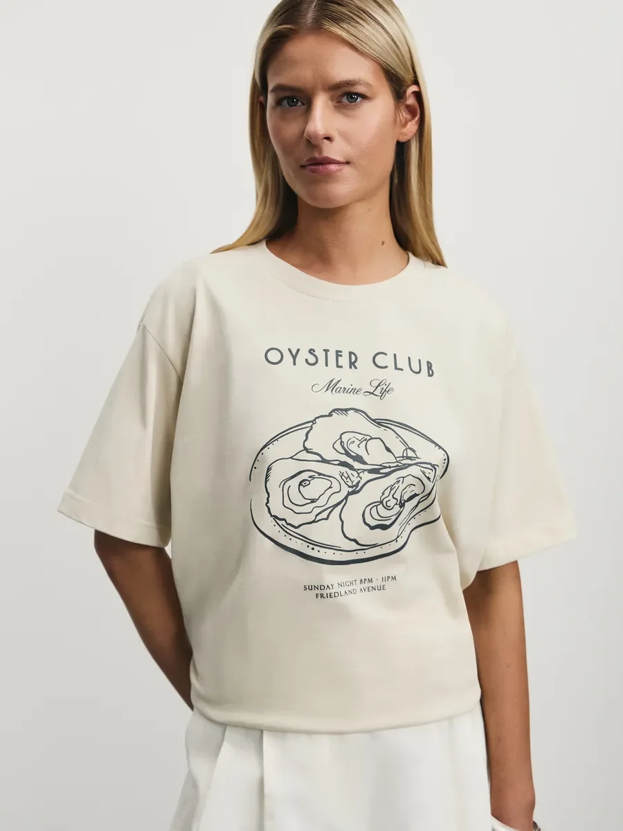 Pearl Oyster Hand Drawn Chic Graphic Tee Pure Cotton Baggy T-shirts Street Fashion French Style Temperament Women Leisure Tops