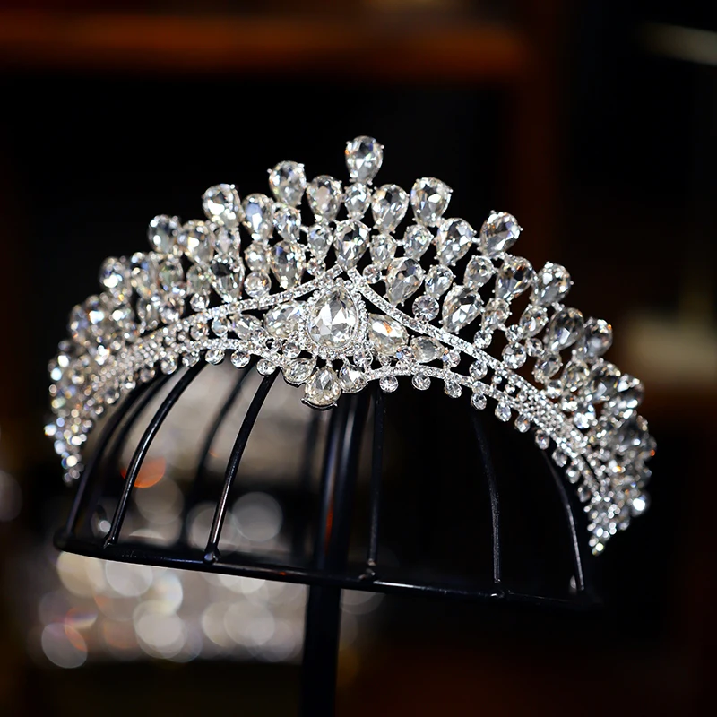 CC Tiaras and Crowns Women Accessories Wedding Hairbands Engagement Hair Ornaments Bridal Dress Shining Coronets Headpiece AN052