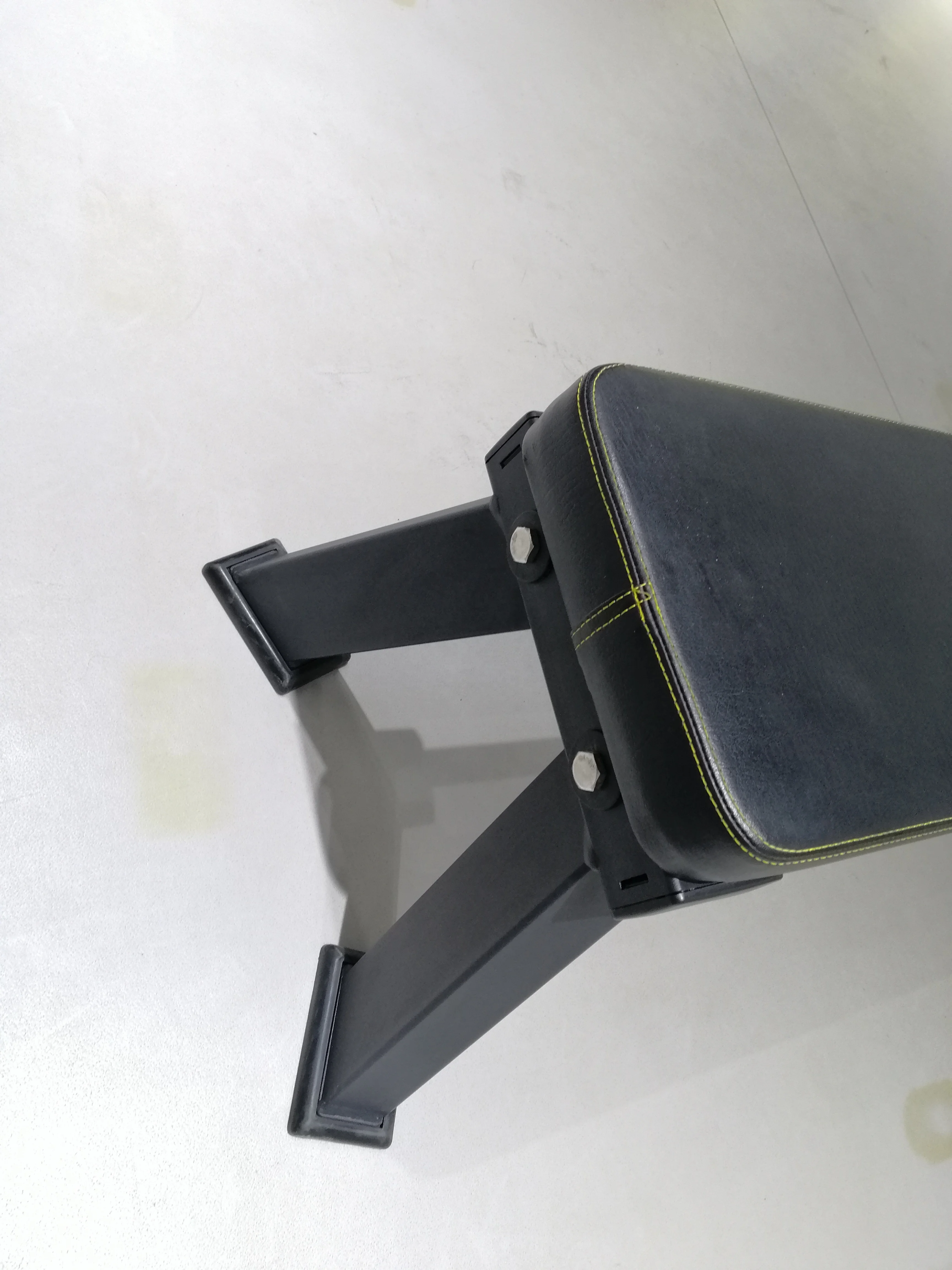 Banco plano duradero profesional HB28 del gimnasio del peso del equipo de la aptitud de la fuerza