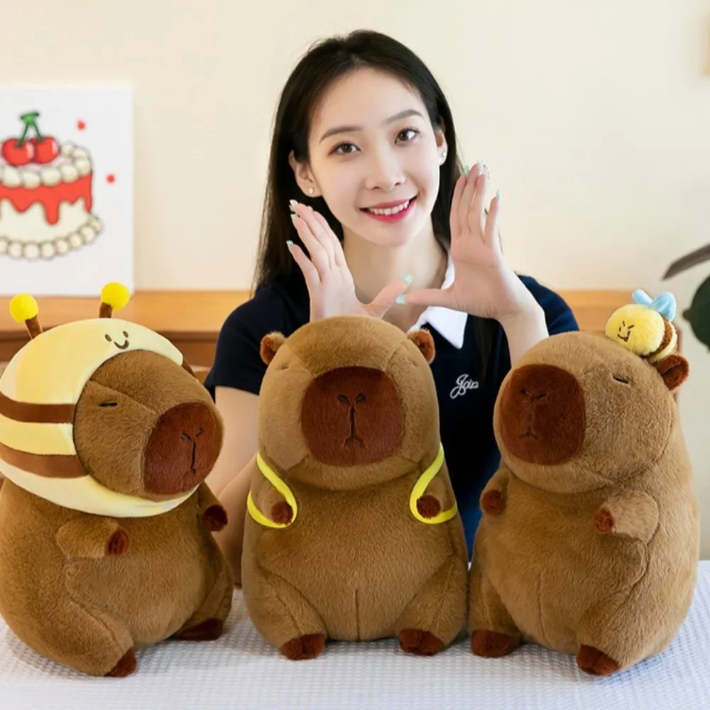 

Sleeping Pillow Bee Capybara Plush Toy Soft Fluffy Capybara Plush Doll Cartoon Simulation Capibara Anime Fluffty Toy Christmas