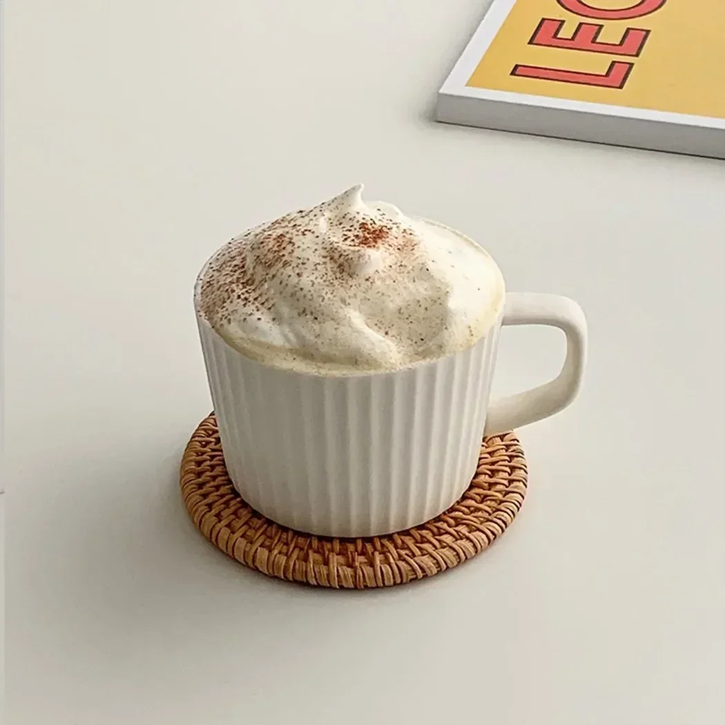 天然の丸い籐コースター,飲料断熱材,手織り,お茶のランチョンマット,キッチンアクセサリー,1個