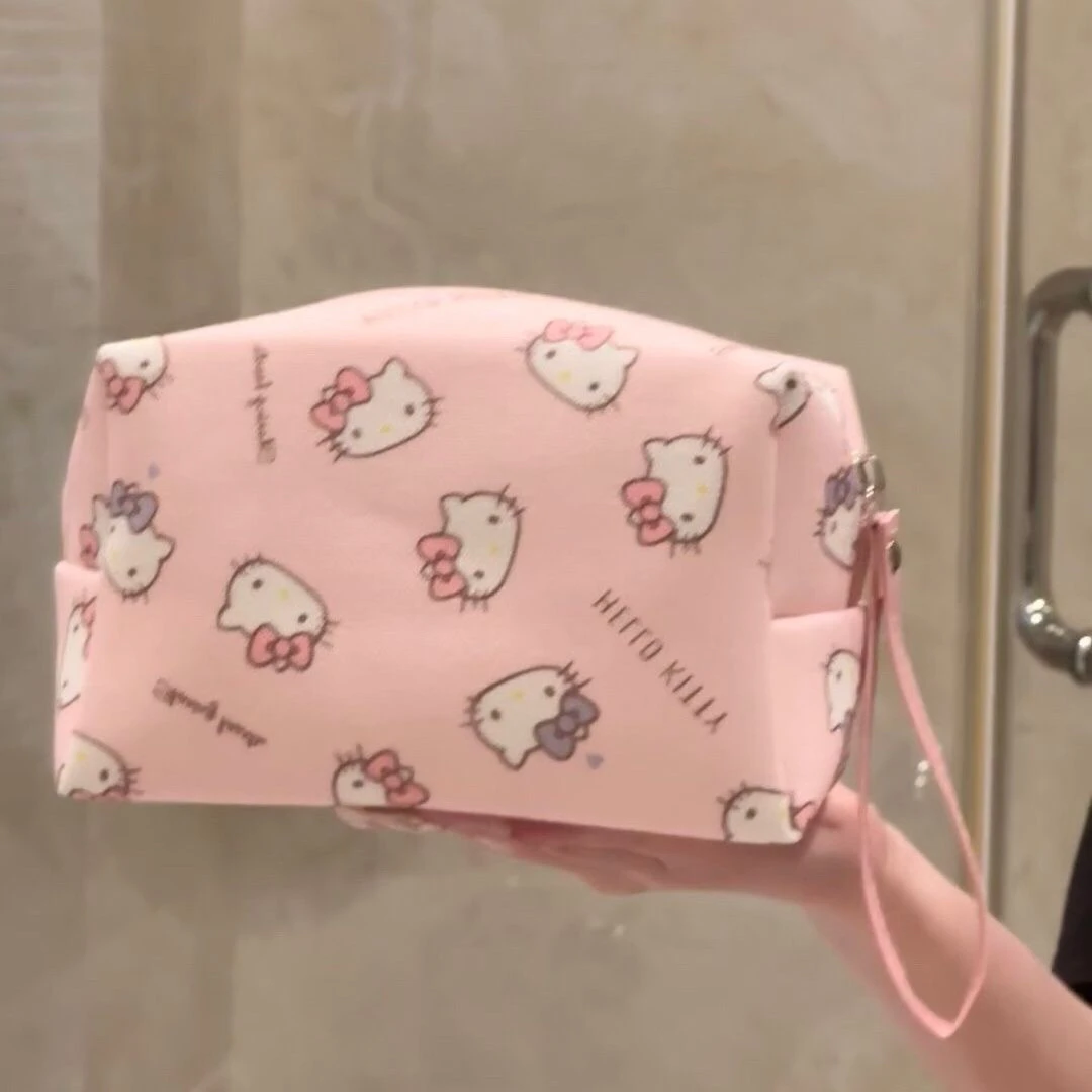 Kawaii Hello Kitty Portable Cosmetic Bag Sanrio Anime Fashion Handbag Portability Travel Large Capacity Bathing Makeup Bag