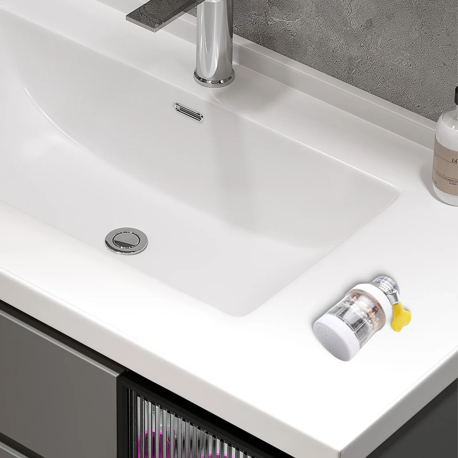 

Color White Faucet Filter Soft Rubber Material Zeolite Filter Built-in Layered Filter Coconut Activated Carbon