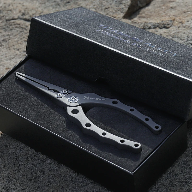 OEM Multifunctional Ultra-Light Anti-Corrosion Titanium Alloy Tungsten Steel Blade Fishing FG Lure Pliers view 5