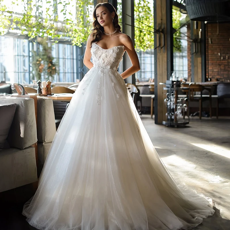

Graceful Weddingdress 3dflower Organza With Embroidery A-Line Floor Length Ballgown Sleeveless Strapless Customized Bride Dress