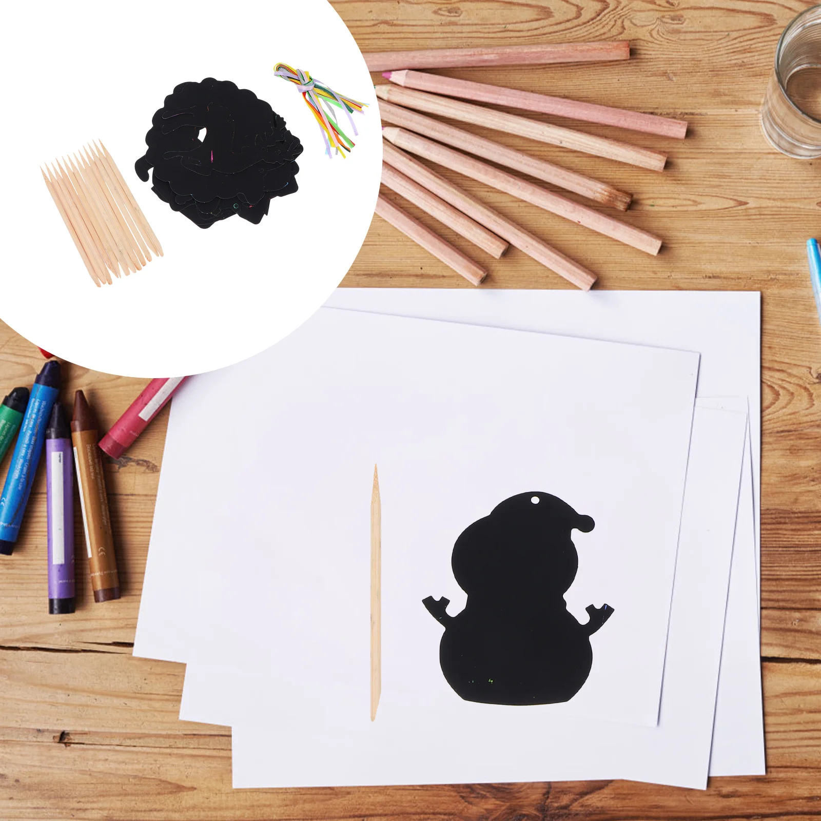 1 set di fogli artistici in carta antigraffio natalizia Disegni stilo in legno facili da usare Esplorazione creativa divertente per regali per bambini