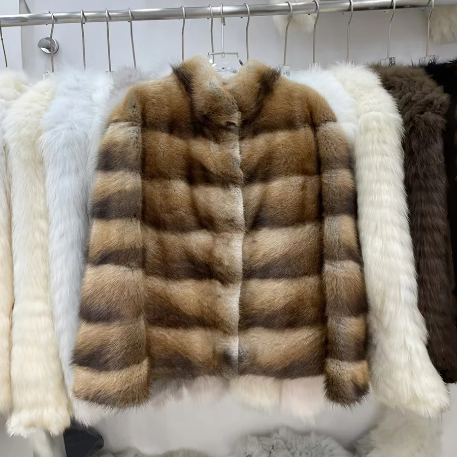 سترات شتوية من فراء المسكرات الحقيقي للنساء معطف فرو طبيعي أنيق فضفاض معطف فرو حقيقي بجناح الخفّاش