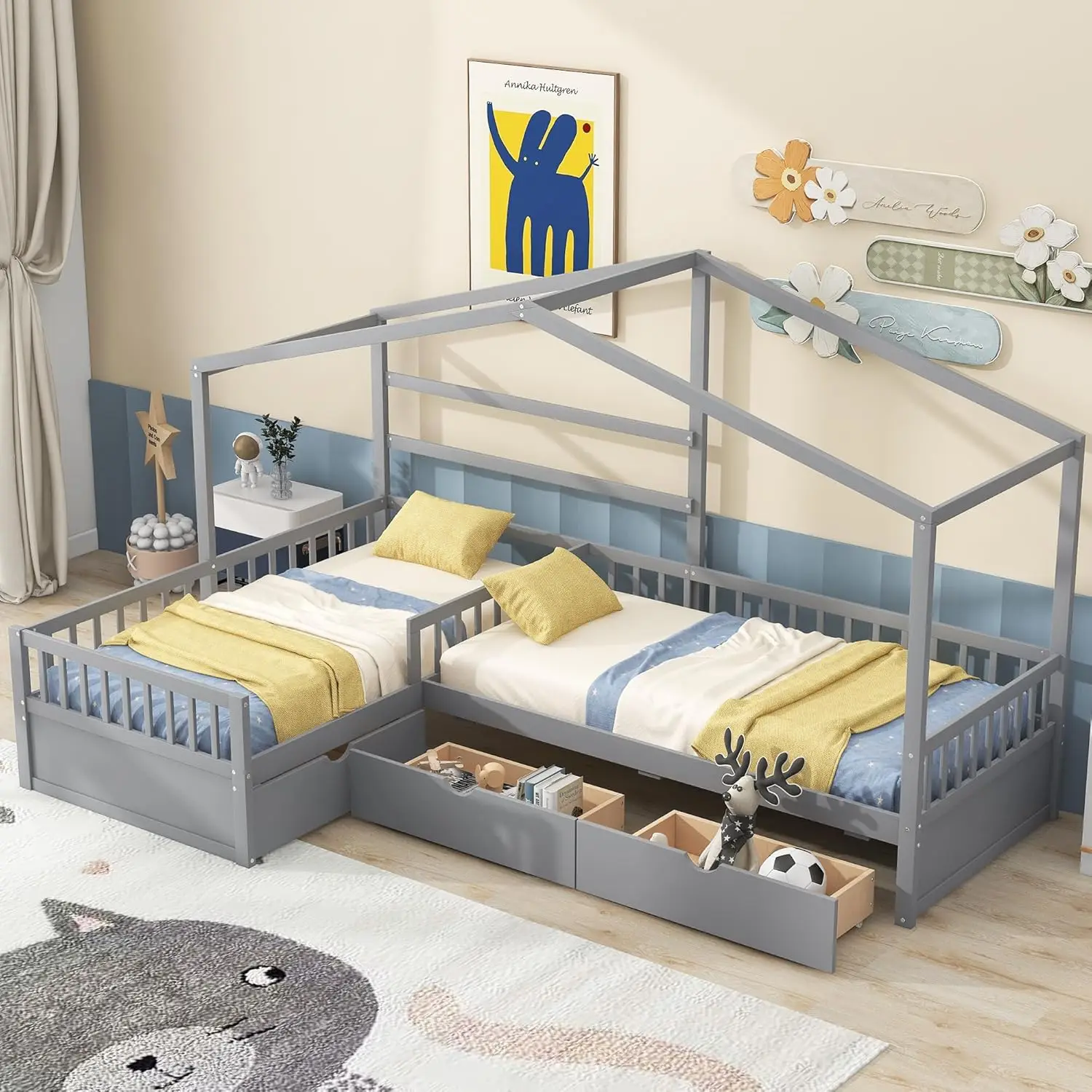 

MERITLINE L Shaped Twin Bed for 2 Kids, Twin Size House Platform Bed with 3 Storage Drawers, Wood Double with Fence and Roof