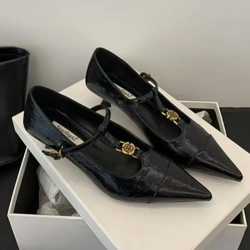 الفاخرة مشبك معدني مصمم المرأة الربيع الجلود التسوق حفلة خنجر الكعوب 2025 الرجعية في الهواء الطلق عادية المرأة عالية الكعب #6