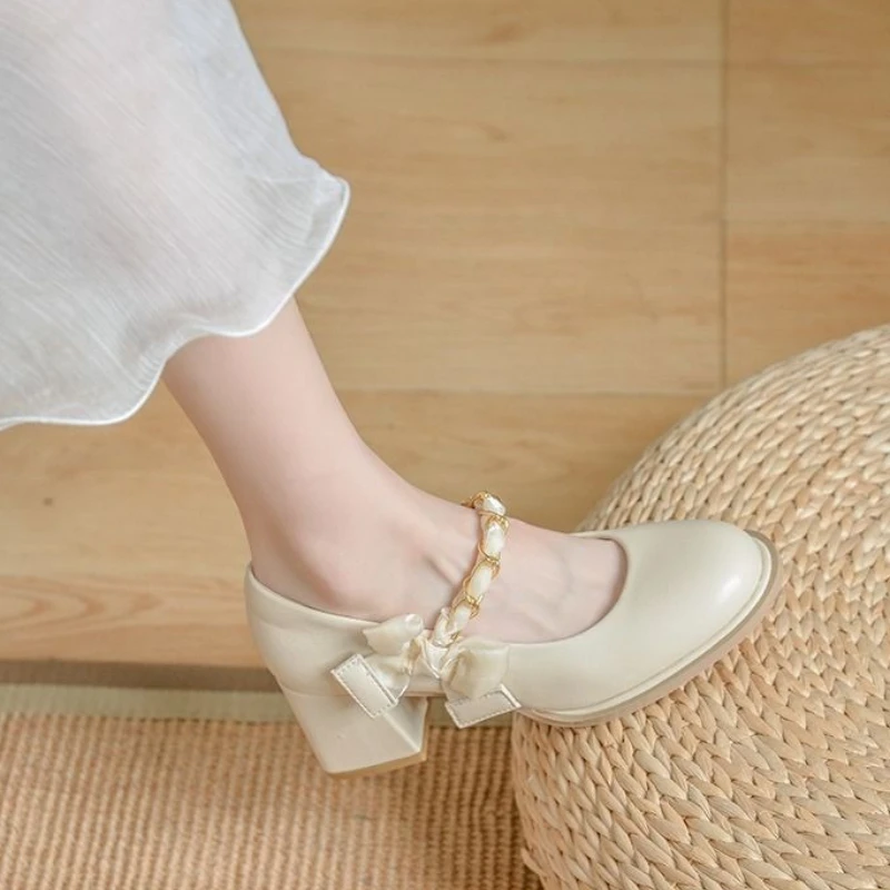 

2026 New Mary Janes Women Elegant Chunky Heel Pumps Soft Round Toe Single Shoes Versatile Party Wedding Dress Shoes