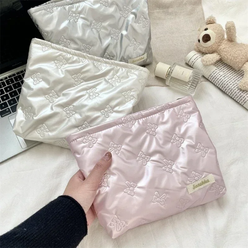 Bow Heart Silver Clutch Cosmetic Handbag Makeup Bag Portable Women Toiletries Skincare Storage Bag Organizer Pouch Case for Girl