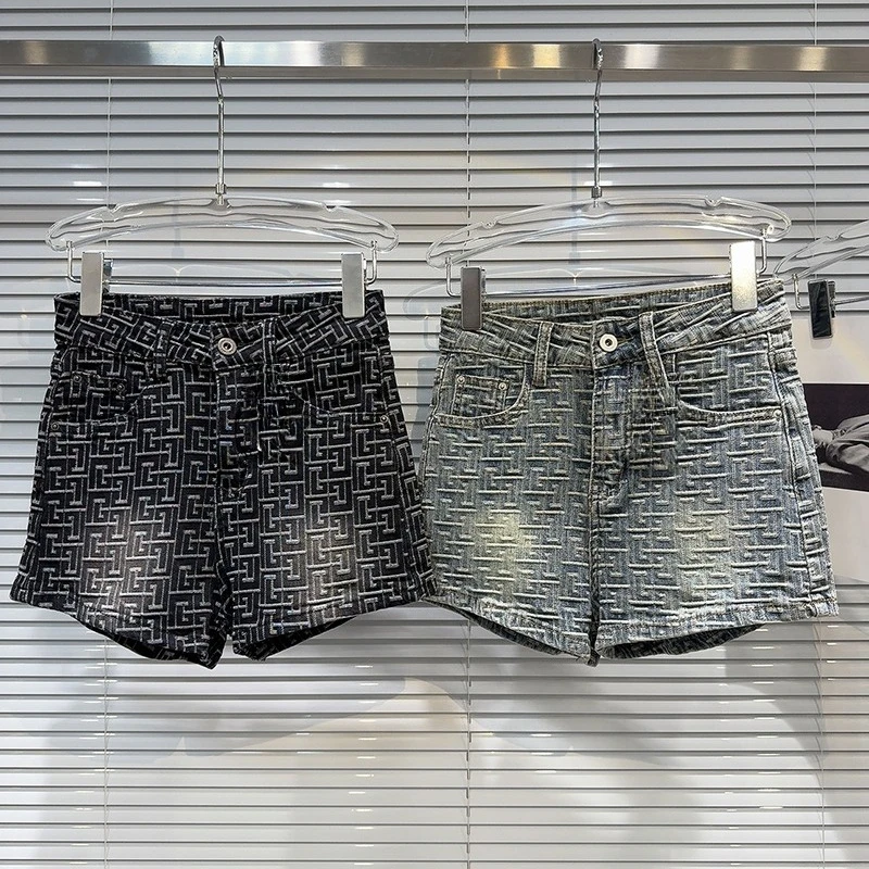 

2025 Summer New Trendy Slim Fit Slimming A- line Shorts Niche Hot Girl Texture Pattern Gradient Fashion Denim Shorts