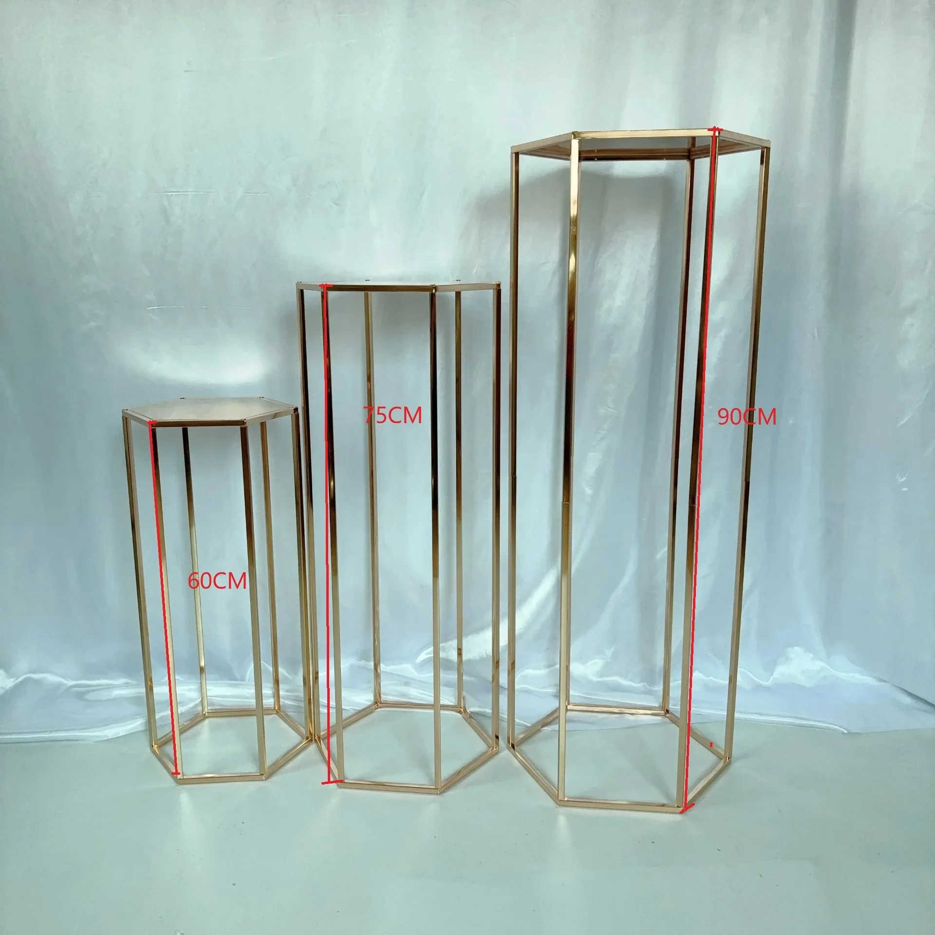 Electroplating gold dessert table hexagonal geometric road lead stage birthday party flower stand