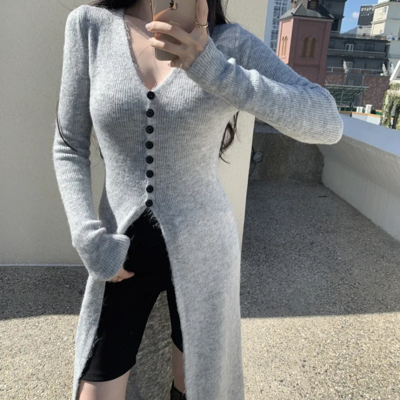 2026 primavera e verão novo design de manga comprida com decote em v vestido de malha feminino