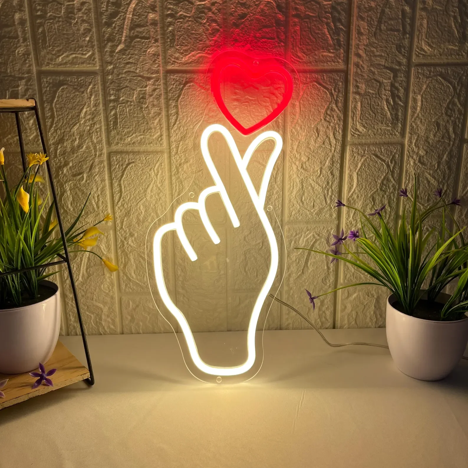 

Finger Heart Neon Sign,Love Hand Gesture Led Neon, Romantic Neon Decor,Bedroom Wall Decor,Couple Gift Neon,Business Neon Sign