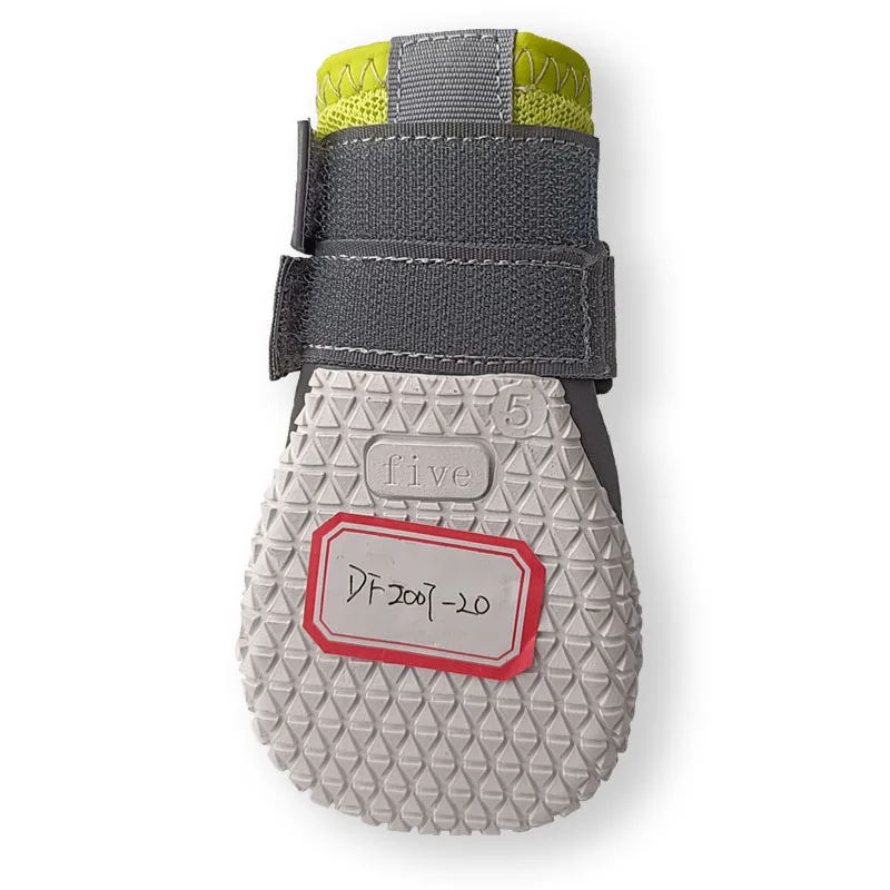 Ot Selling Waterproof Safety Pet Booties Skid-Proof Outdoor Dog Shoes with Reflective Rugged Anti-Slip Sole Pet Dog Shoe