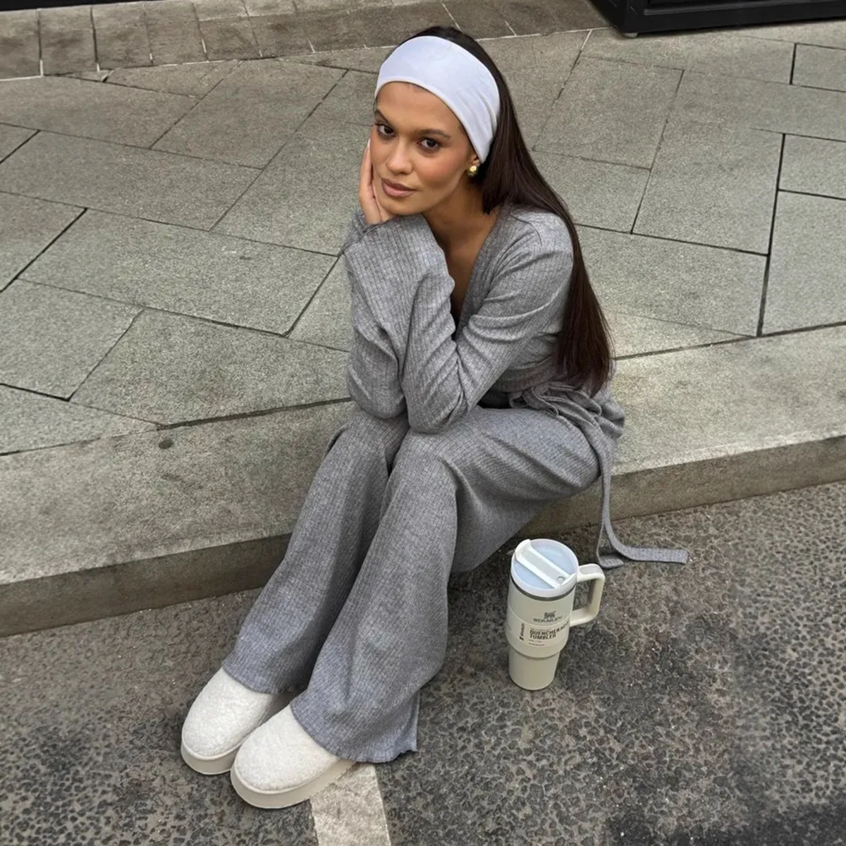 Bornladies-Conjunto de pantalones de punto con cuello de pico para mujer, traje de dos piezas de manga larga con lazo en la cintura, ajustado, primavera 2026