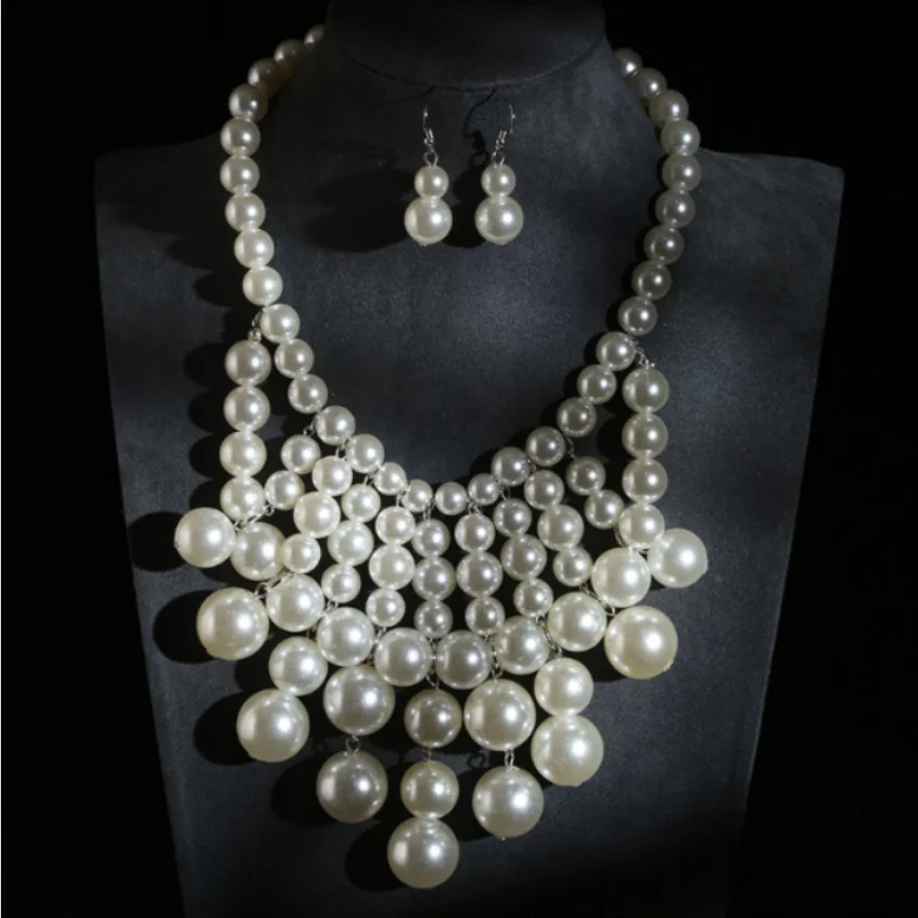

Vintage Pearl Necklace For Womem 888