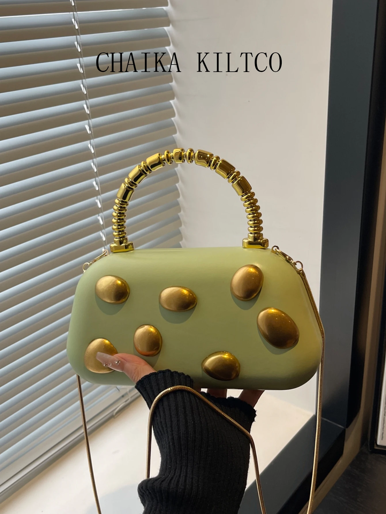 

CHAIKA KILTCO Маленькая нишевая сумка подмышки с цепочкой, универсальная и модная осенне-зимняя сумка через плечо через плечо