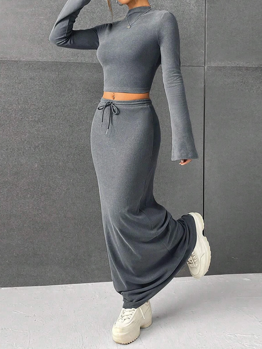 Women Y2K 2 Piece Co Ord Outfits Set Solid Colour Maxi Skirt Set High Turtle Neckline Long Sleeve Tunic Top Tube Top High Waist