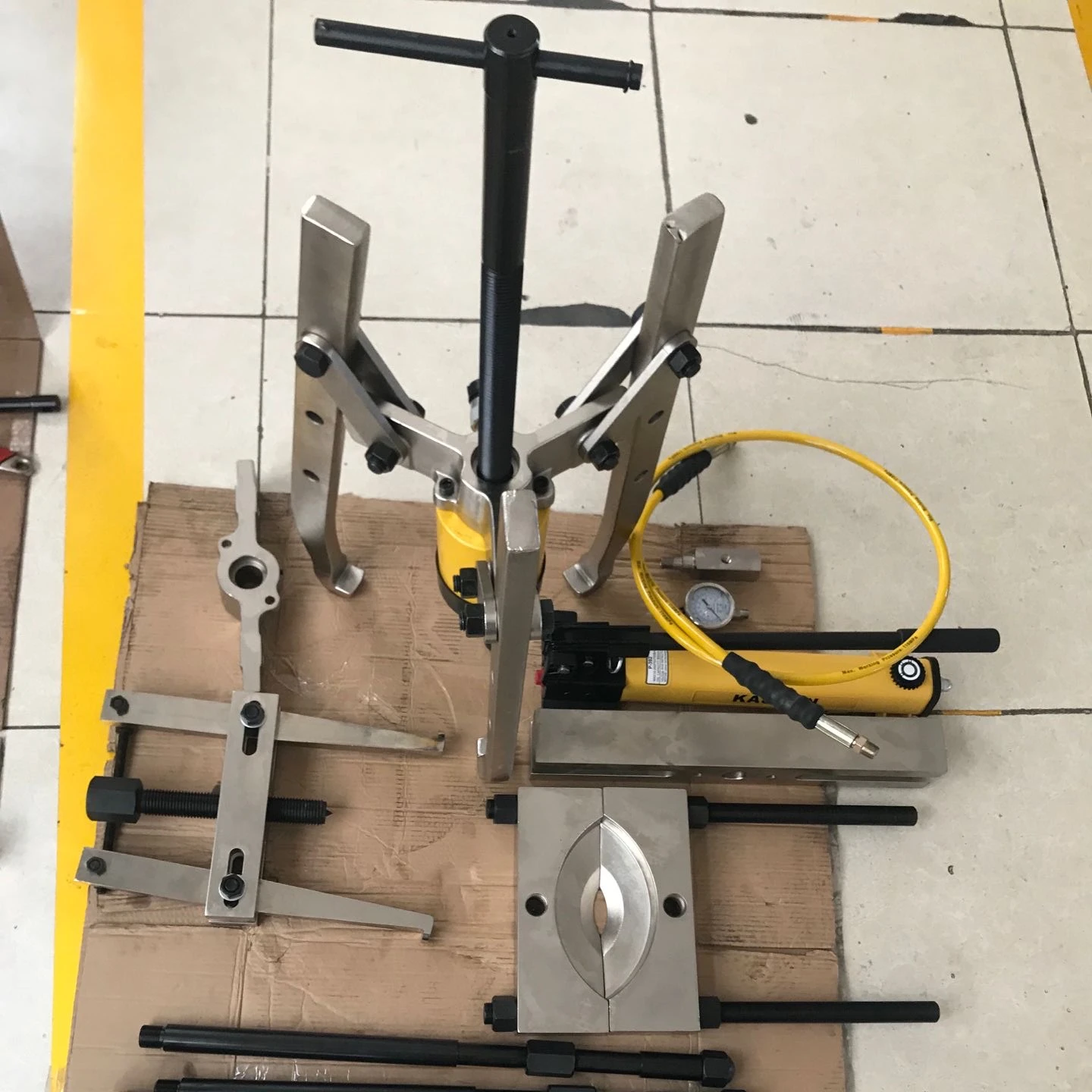 30 ton BHP series hydraulic puller set Master puller set