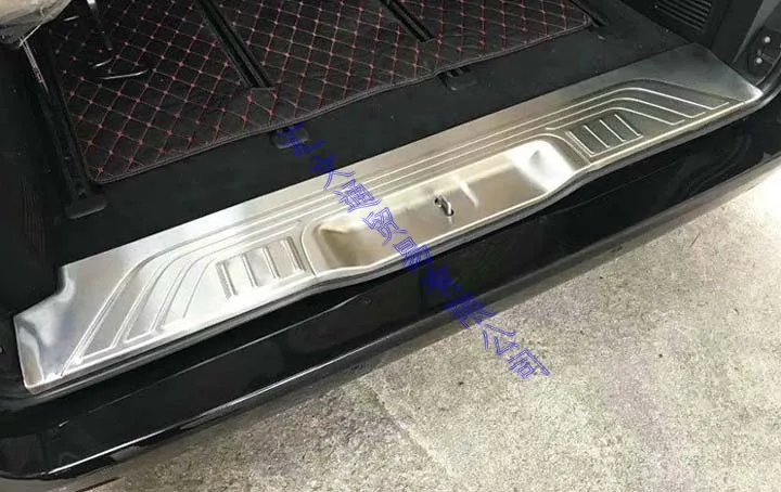 For Mercedes-Benz Vito (W447) 2017 2018 Car Accessories Stainless Steel Rear Trunk Scuff Plate Door Sill Cover Molding Garnish