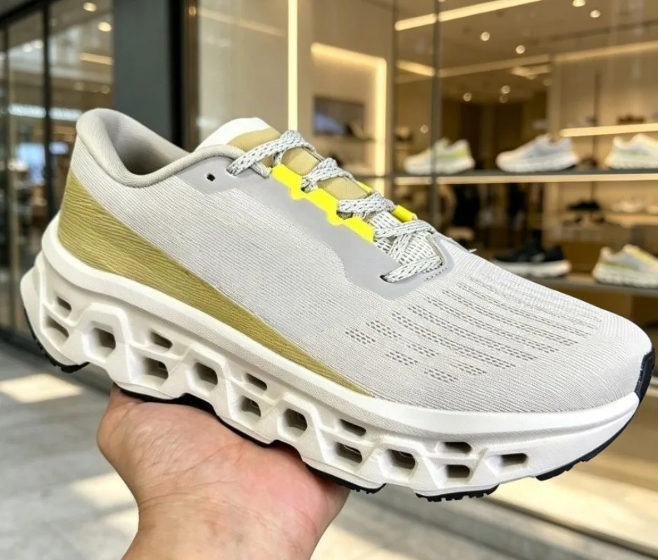 Thick-Sole Height-Increasing Comfortable Ultra-Light Trail Running Marathon Sneakers for Men Women. view 3