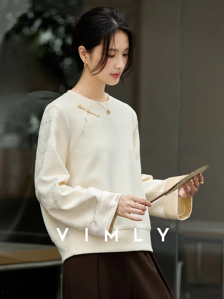 

VIMLY Sweatshirts Women Fashion Apricot Autumn 2025 Chinese Style Jacquard Sweater Round Neck Long Sleeve Knitted Tops A3027