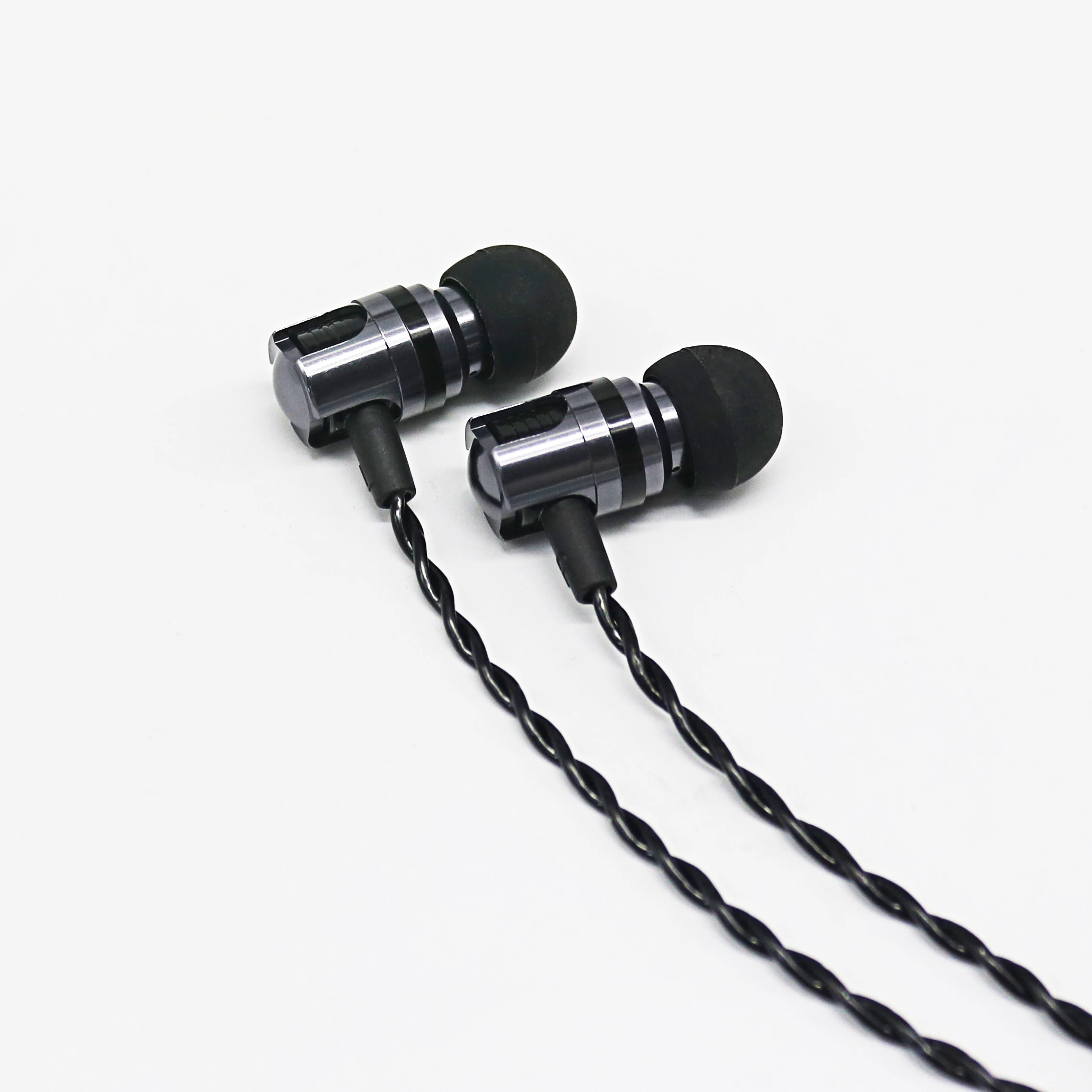 オリジナル有線イヤホン、マイク付き、インイヤー型、Light - Wired Earphone Lightning のレビューと価格