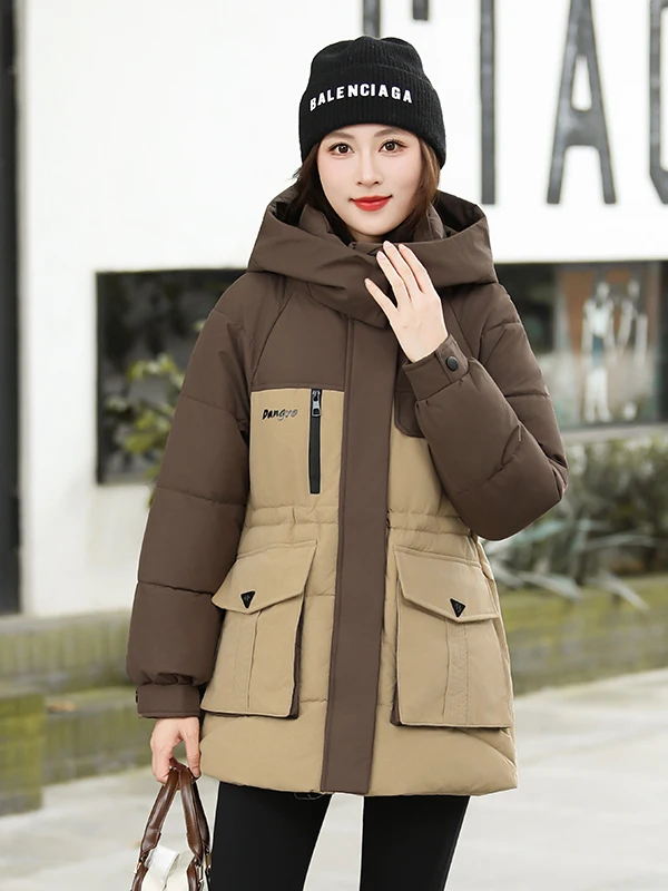 

Женское зимнее пальто средней длины на пуху и хлопке, утепленное, стройнящее, больших размеров, на молнии, с длинными рукавами и капюшоном, цветное