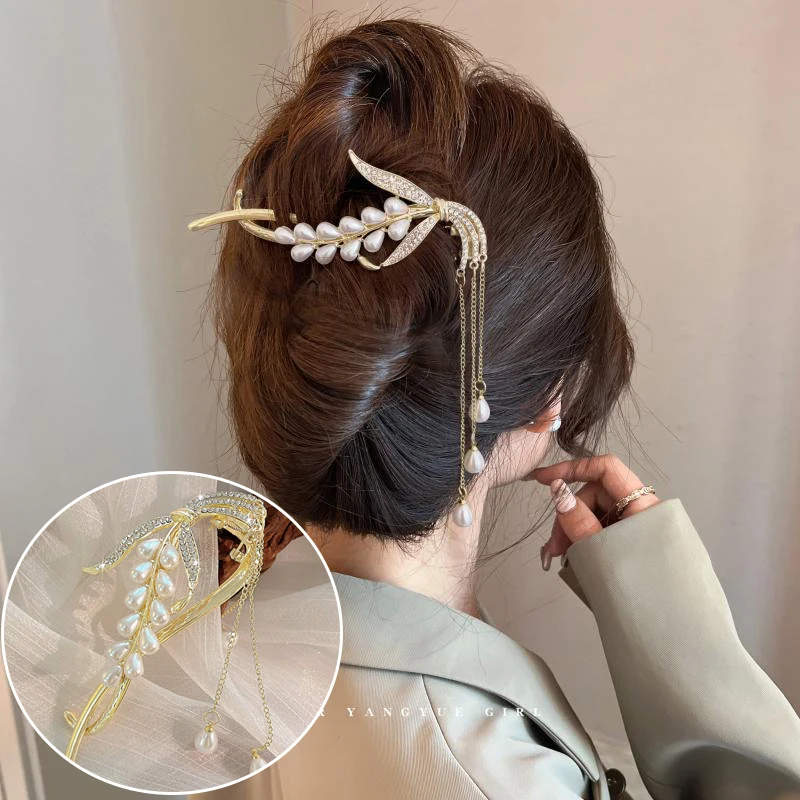 Fashion Crystal Flower Hair Clip for Women Simulated Pearl Hairpin Hair Claw Barrettes Ponytail Clip Girls Jewelry Headwear