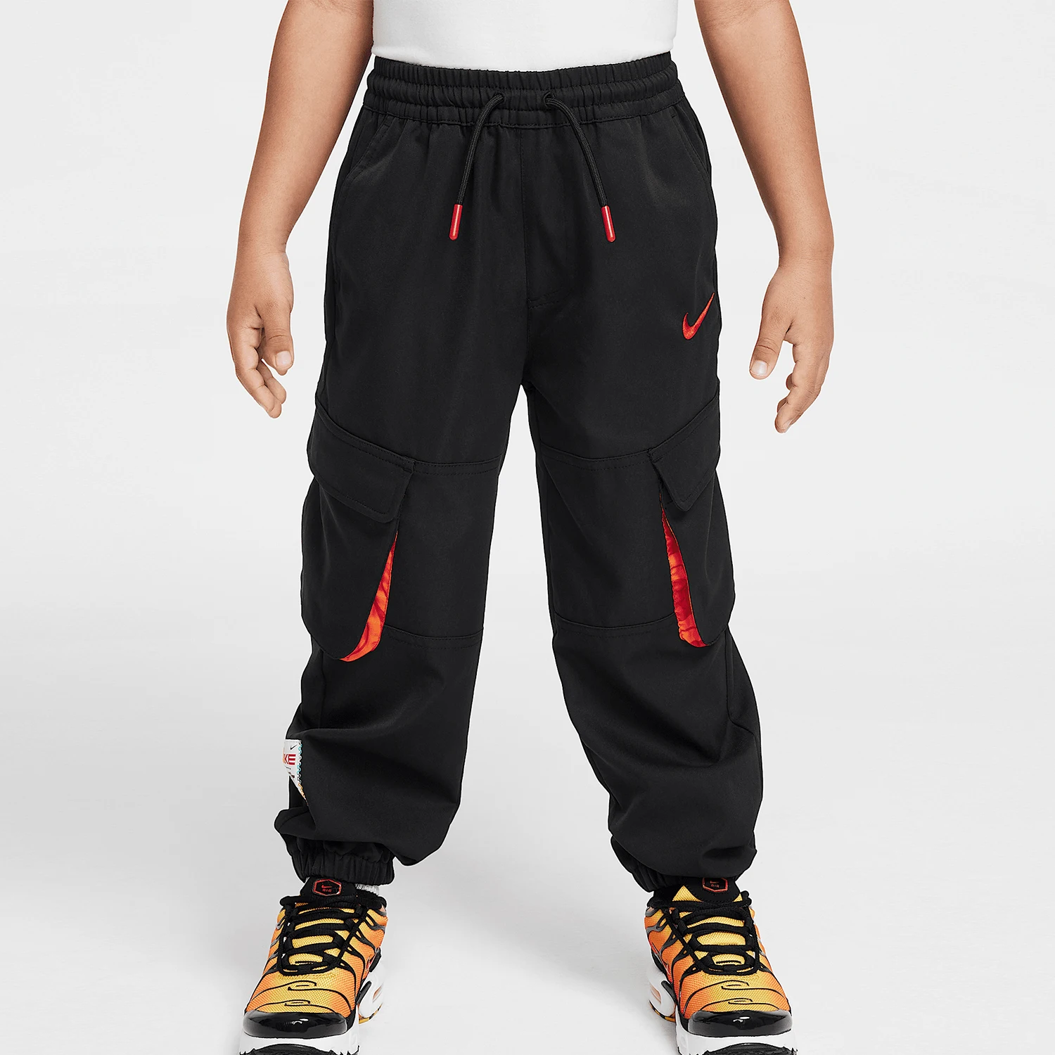 

Официальные детские тканые брюки-карго Nike Sportswear с завязками IH0995-010