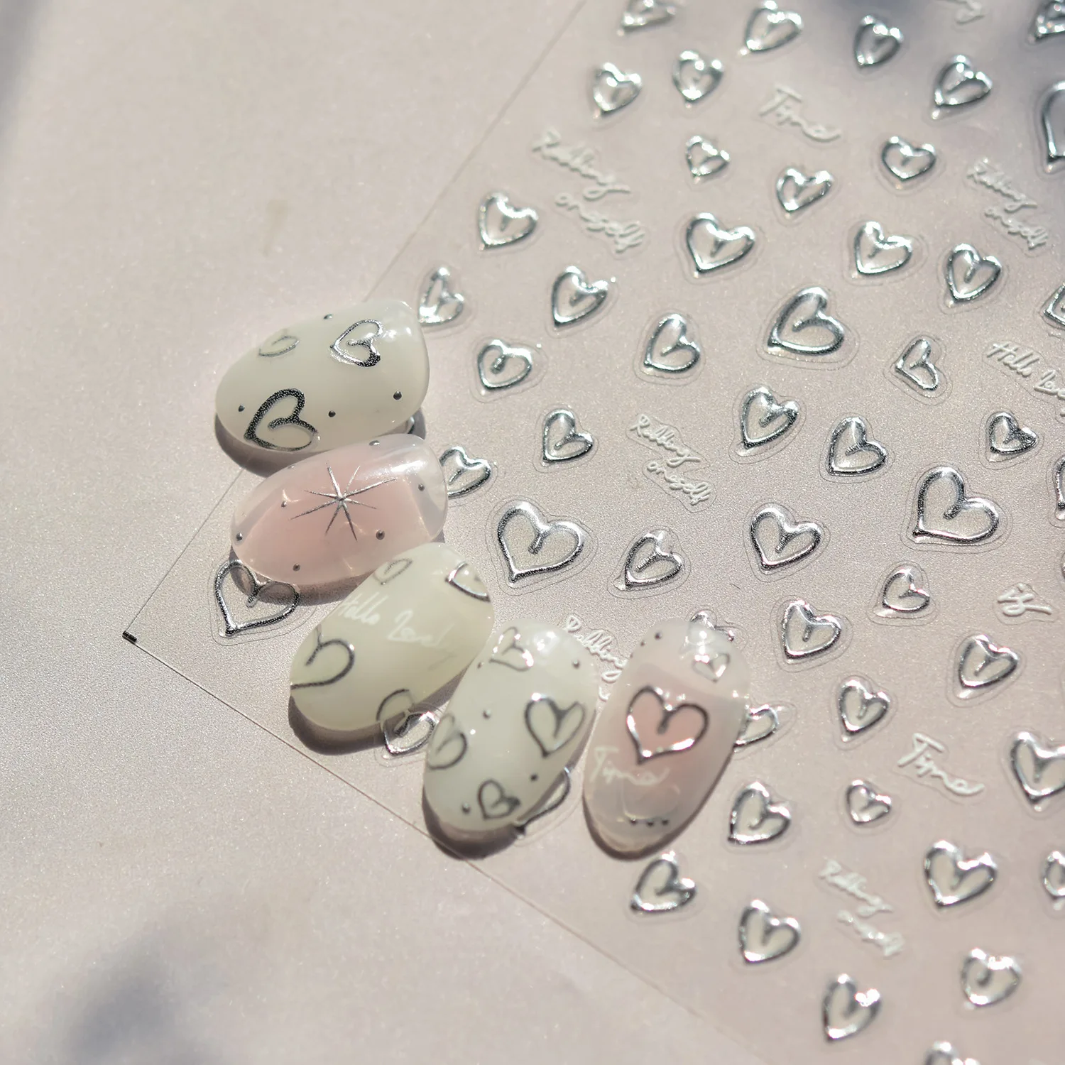 Jelly Silver Love Heart Line Geometrische Form Englischer Buchstabe Nail Art Aufkleber Strass selbstklebende zarte schicke Maniküre-Abziehbilder
