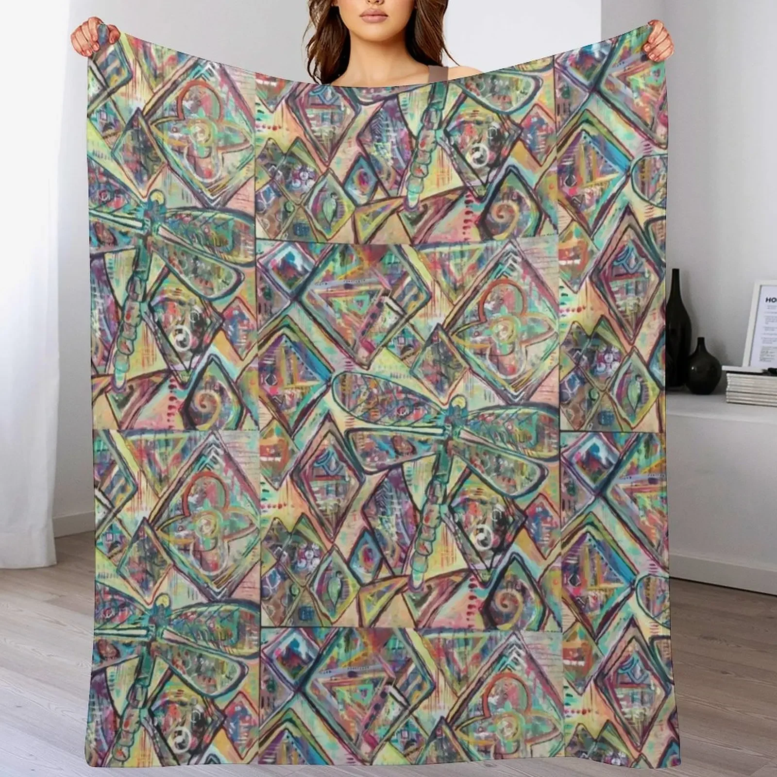 Dragonfly painting Throw Blanket Long Lasting Soft Plush Blanket for Daily Use
