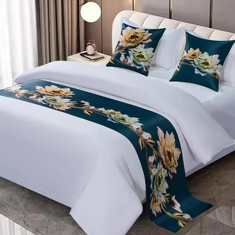 High-grade Embroidery Bed Runners New Chinese Satin Throw Runner Golden Red Bed Flag Covers Pillowcases Bedding Home Hotel Decor