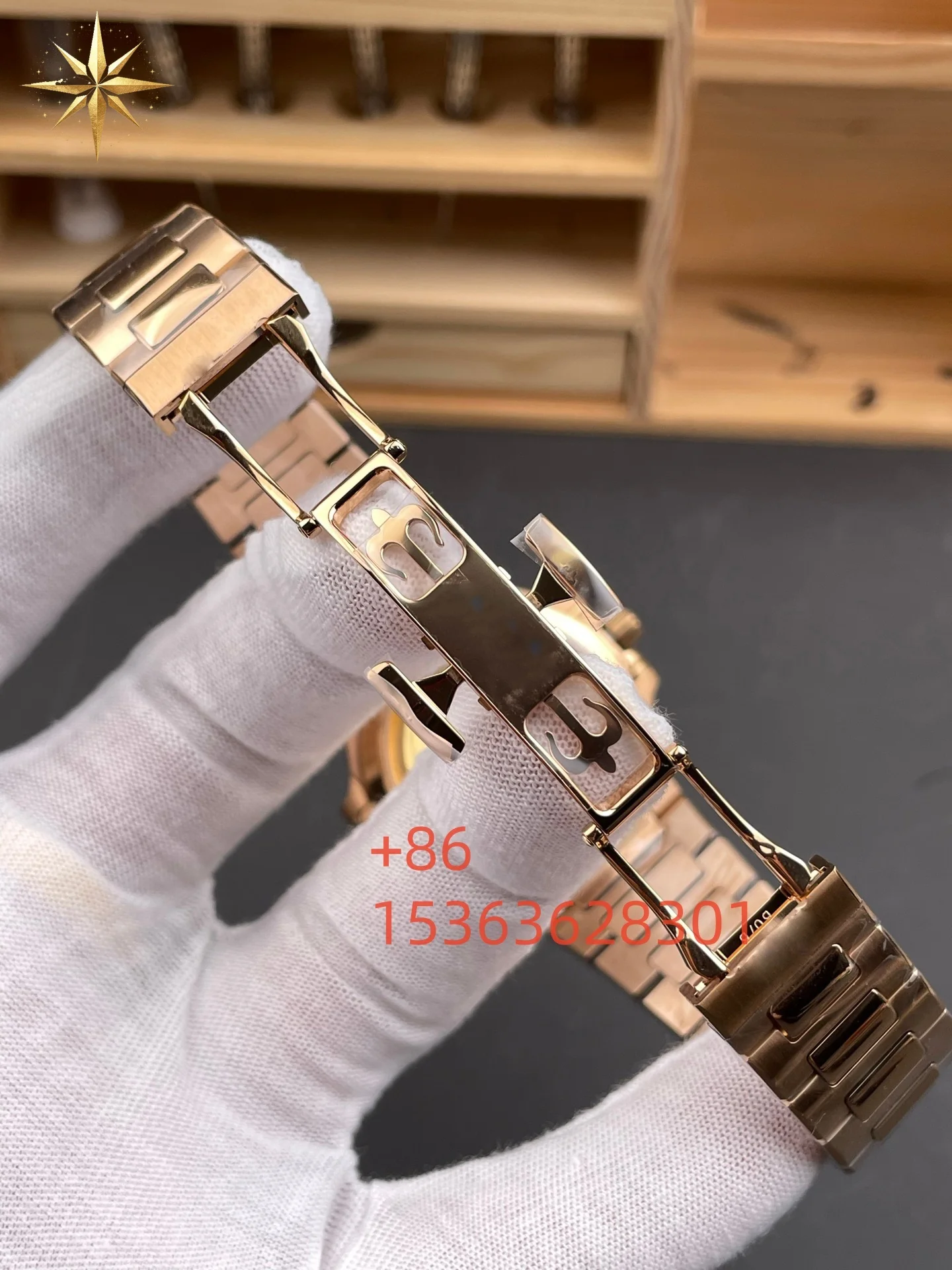 Orologio Personalizzato di Ult - Luxury Watch Gold recensione e prezzo