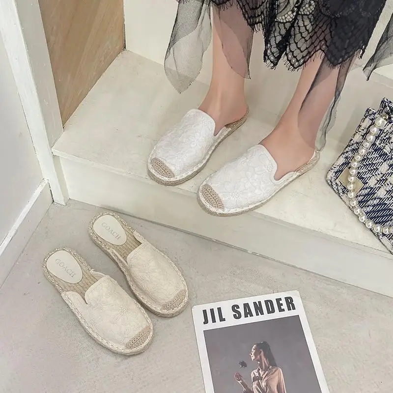 Slippers Casual Summer Women\'s Shoes Cover Toe Pantofle Low Slides Female Mule Luxury Soft 2024 Flat Mules Fretwork PU Fabric He