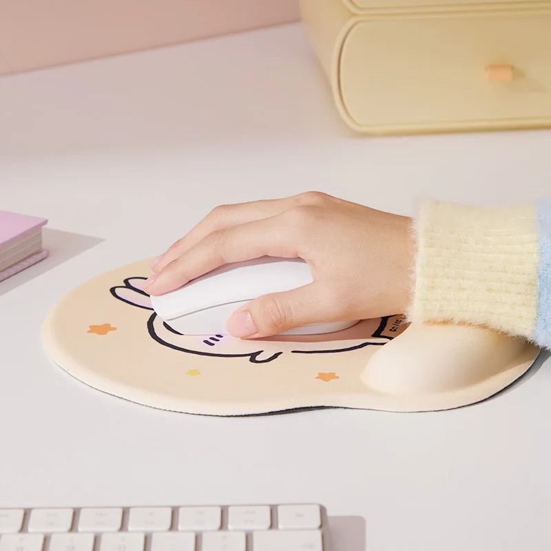 Alas Mouse Kawaii Seri Chiikawa-Desain Anime Lucu, Alas Karet Anti Selip, Alas Meja Kantor/Rumah Tahan Lama untuk PC/Laptop
